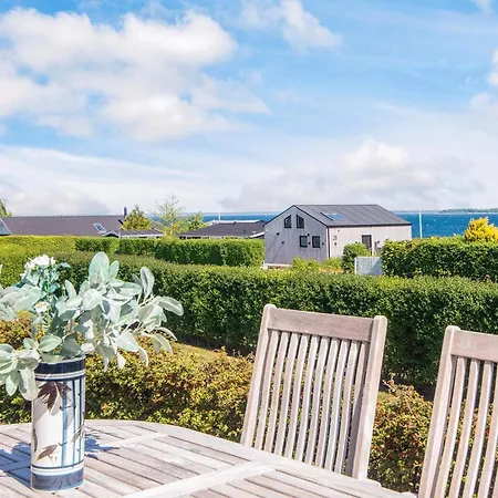 Nyaraló 6 Person In *